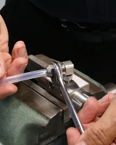 Montageanleitung Schlauchverschraubung Montageanleitung Schlauchverschraubung